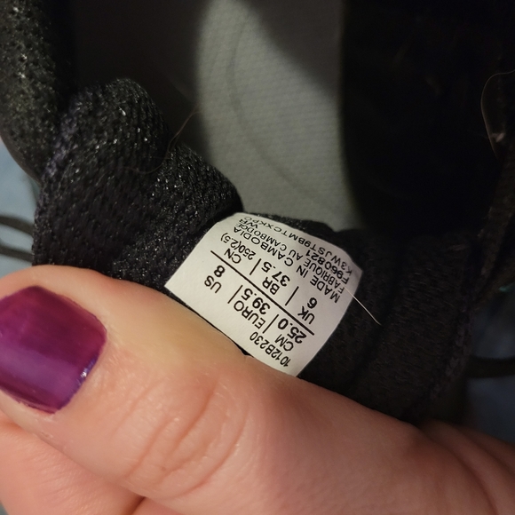 Womens size 8 gel asics shoes - Picture 3 of 4